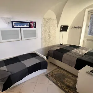 ca-du-mangiabaggi.hotelitalianriviera.com/